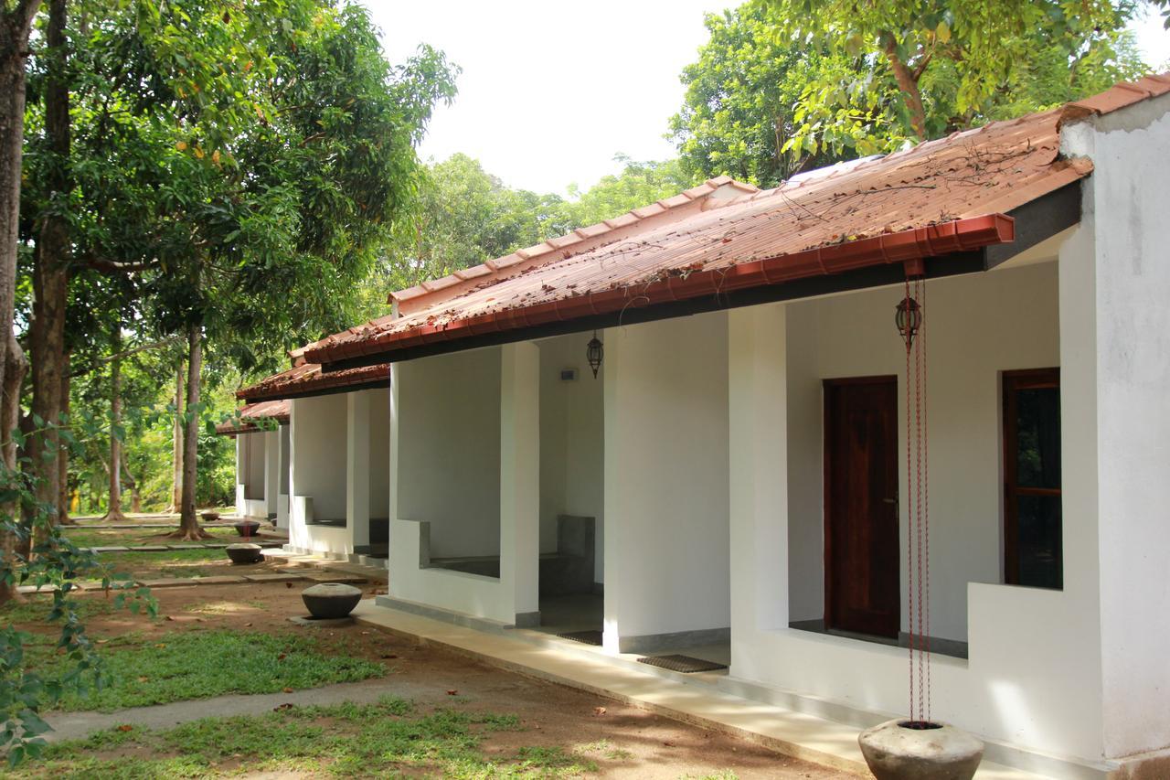 Hotel Dambulu Oya Family Park Dambulla Exterior foto